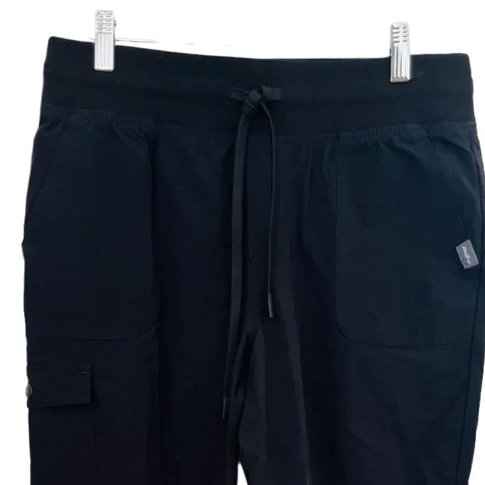Eddie Bauer Black Outdoor Side pocket Capri Pant , elastic waistband Size M - Picture 2 of 7